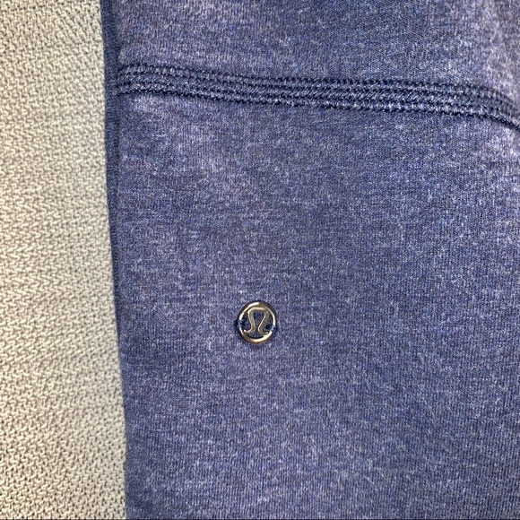 LuluLemon Navy Blue Capri Sweatpants - Picture 3 of 3